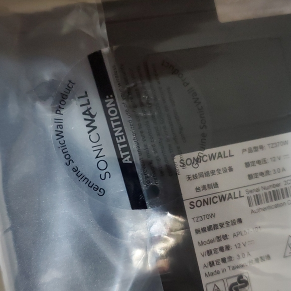 NWTSonicWall TZ370 Wireless AC Network Security Appliance (02-SSC-2827) - Picture 9 of 12